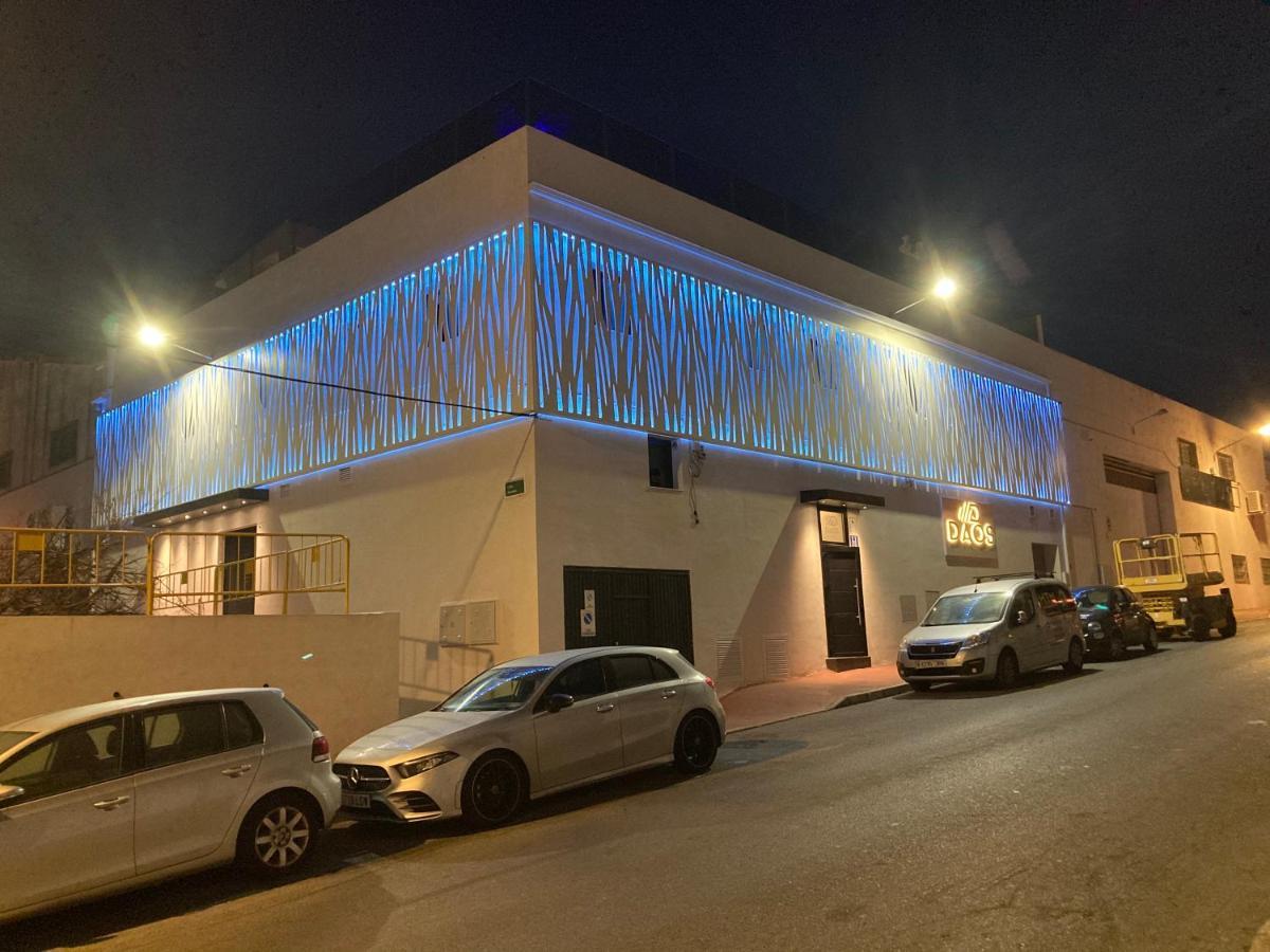 Daos Suites & Terrace Μαρμπέλλα Εξωτερικό φωτογραφία