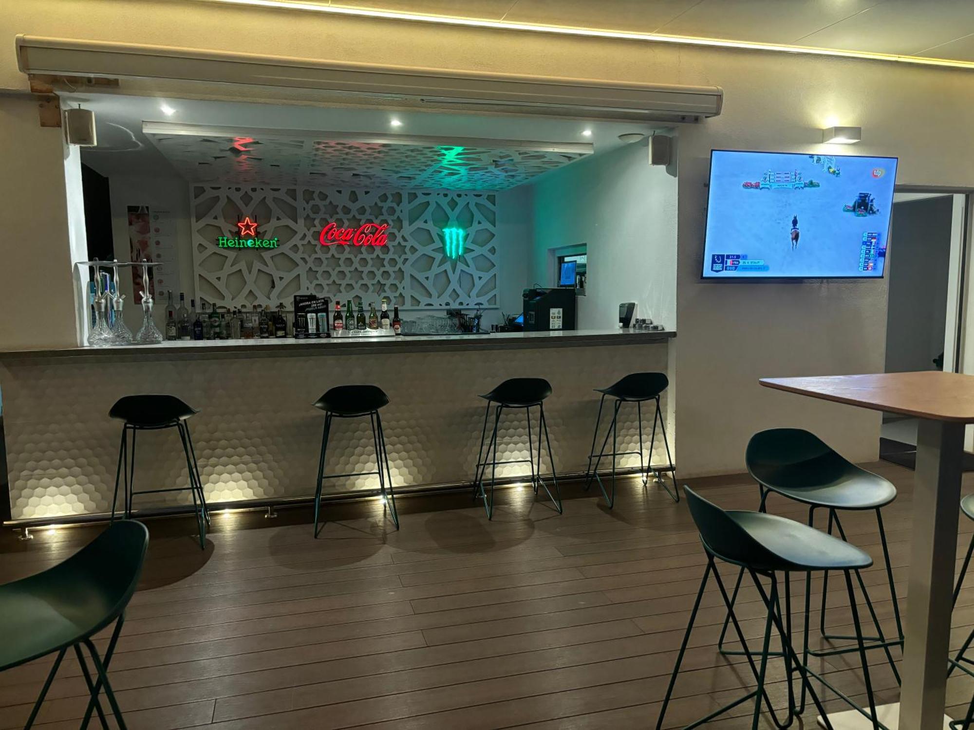 Daos Suites & Terrace Μαρμπέλλα Εξωτερικό φωτογραφία